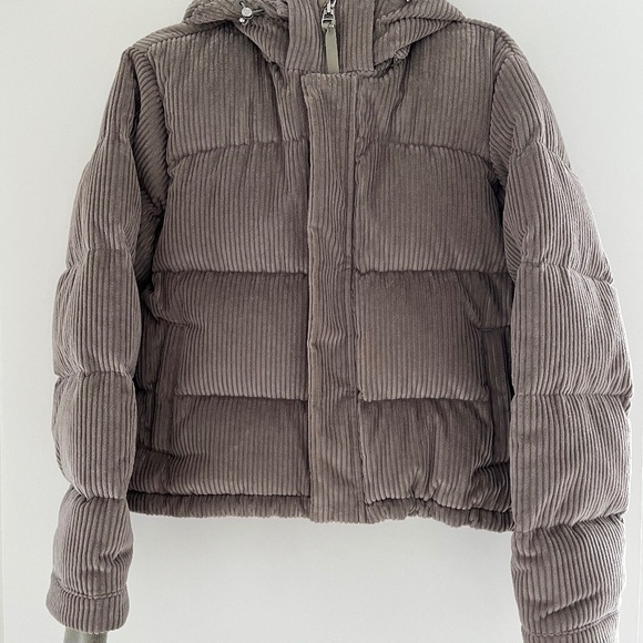 aritzia corduroy puffer - Picture 2 of 15